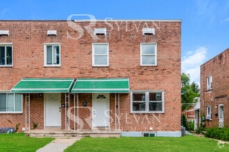 Building Photo - 8525 Chestnut Oak Rd