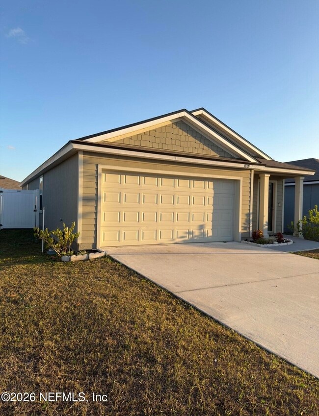 Building Photo - 15706 Equine Gait Dr