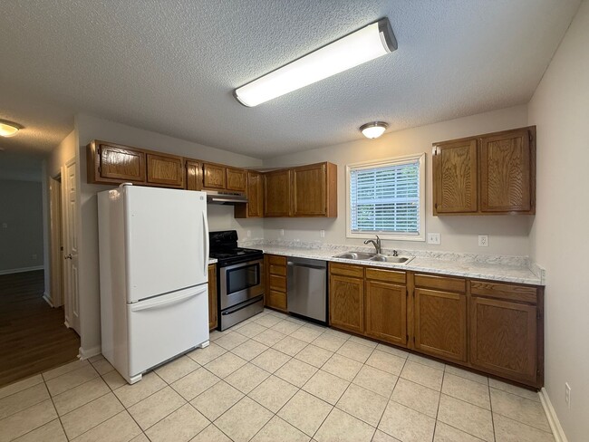 Foto del edificio - 5337 Moss Creek Ln