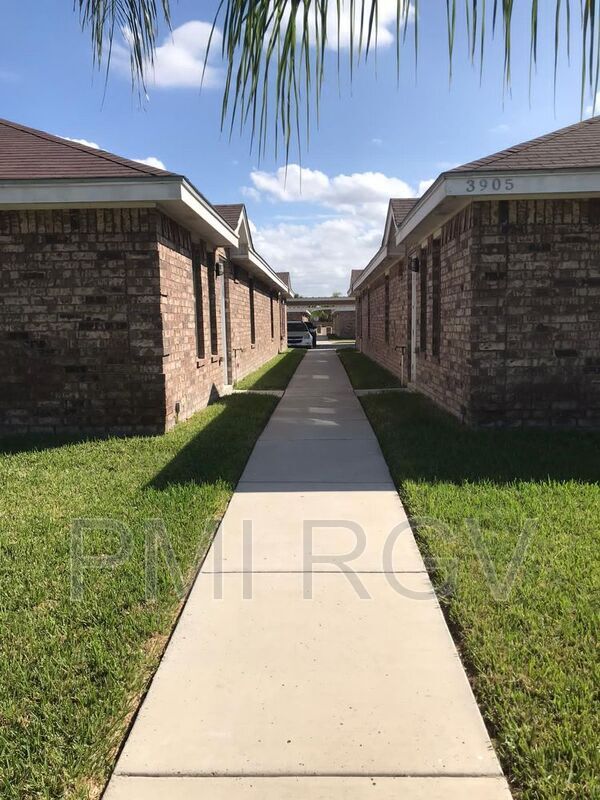 Building Photo - 3905 S Radisson Ave