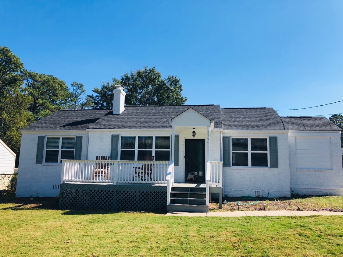 Foto principal - 1106 Azalea Dr