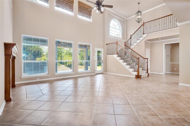 Building Photo - 5220 Texas Bluebell Dr