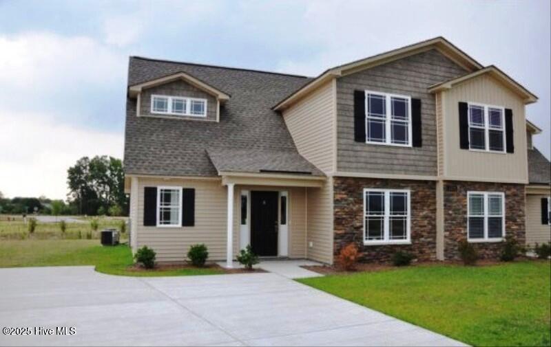 Primary Photo - 2204 Sweet Bay Drive.