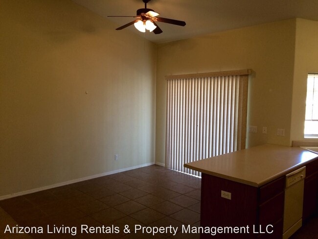 Building Photo - 3 br, 2 bath House - 2841 Wikieup Avenue