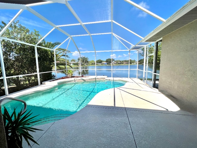 Photo - 6614 68th St E House