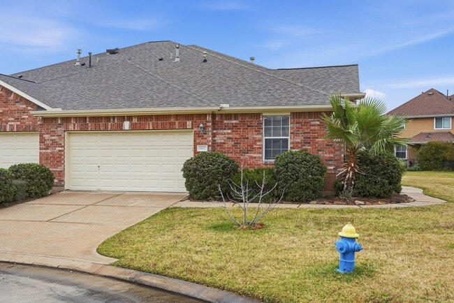 Building Photo - 18612 Syndee Loch Ct