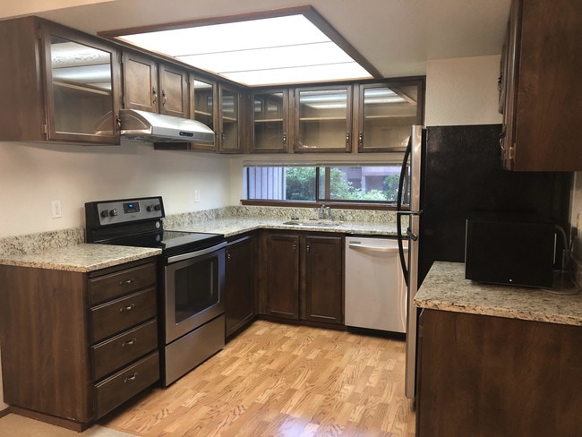 Kitchen - 4121 145th Ave NE
