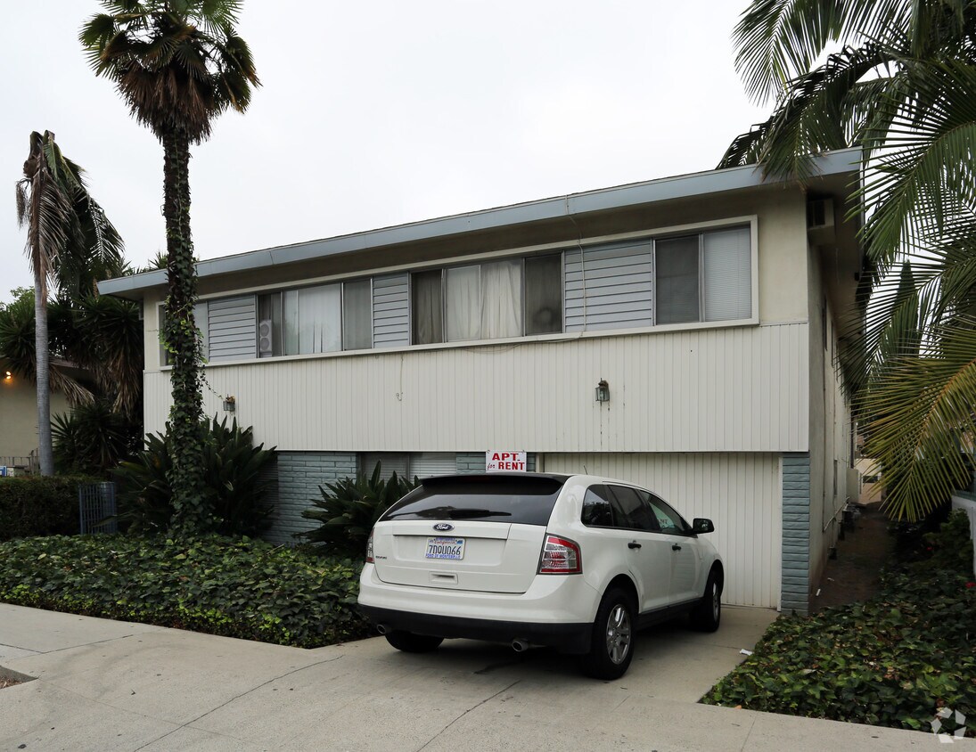 Building Photo - 7327 Newlin Ave