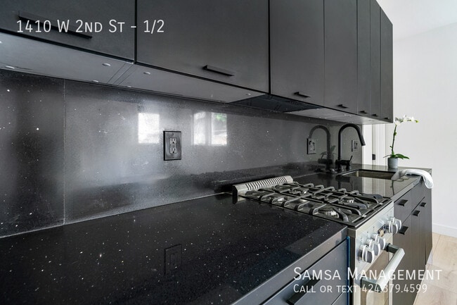 Photo - 1410 W 2nd St Apartment