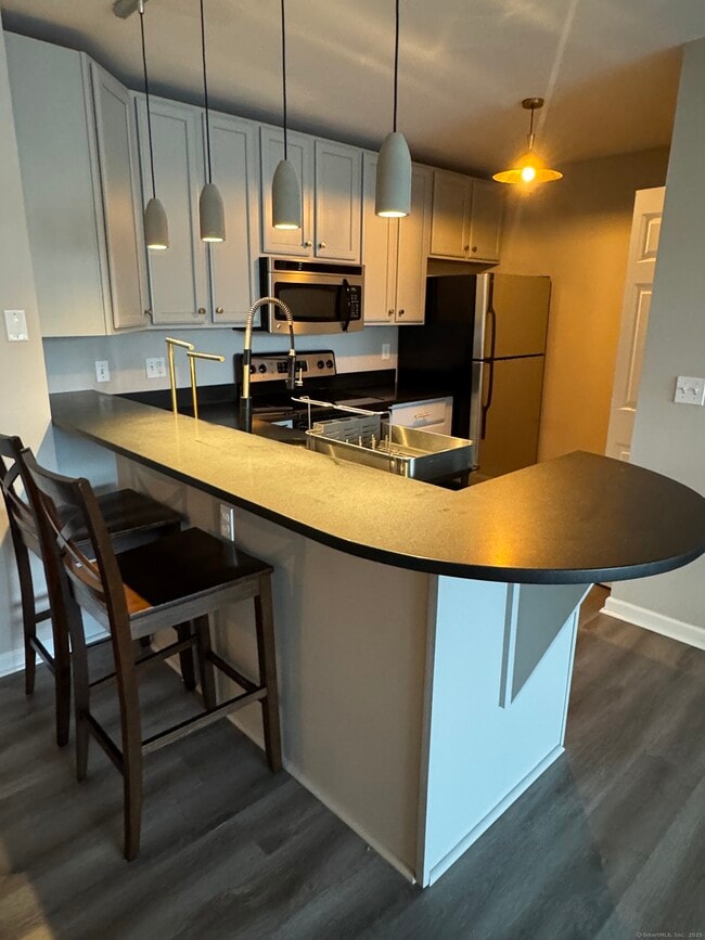 Foto del edificio - 255 Cherry St