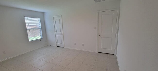 Foto del edificio - 3476 Mildren Bnd