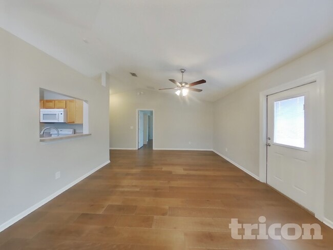 Building Photo - 3730 Maddie Ln