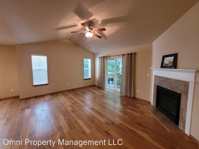 Building Photo - 3 br, 3 bath House - 717 Kodiak Lane