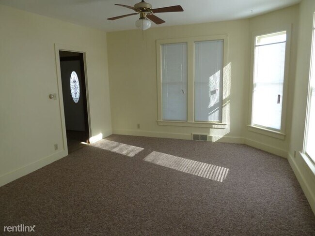 Building Photo - 1 br, 1 bath Apartment - 120 S Cherry Ave