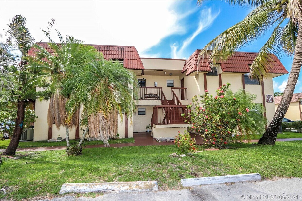 6545 W 26th Dr Unit 2436, Hialeah, FL 33016 Condo for Rent in