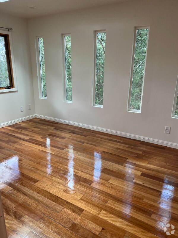 Apartments For Rent in San Gregorio, CA with Parking 2 Rentals