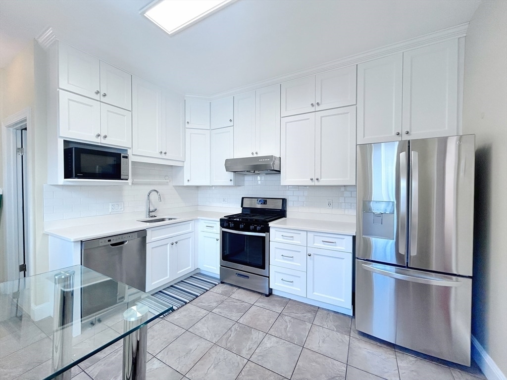 Foto principal - 173 Pleasant St