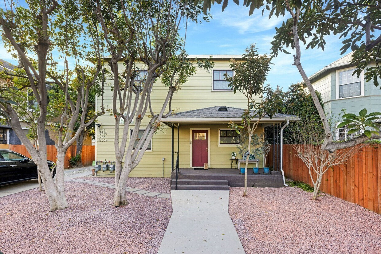 Brand New 2BR/1BA with Downtown LA Views in Historic Pico Union - First Time on Market! - Brand New 2BR/1BA with Downtown LA Views in Historic Pico Union - First Time  on Market!