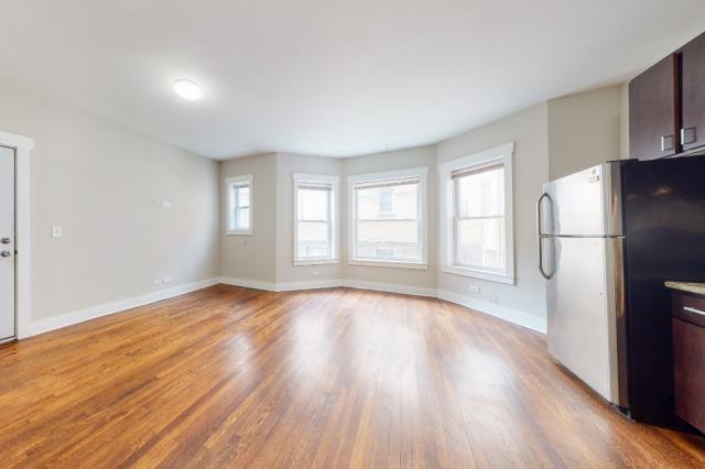 Foto del edificio - 1 bedroom in Chicago IL 60626