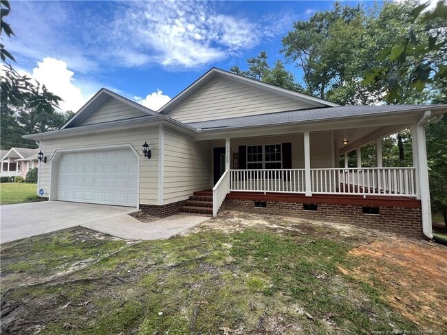 Building Photo - 3910 Sarasota Dr