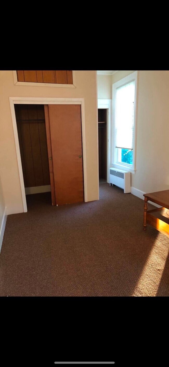 Dormitorio principal - 15 Vanderwerken Ave