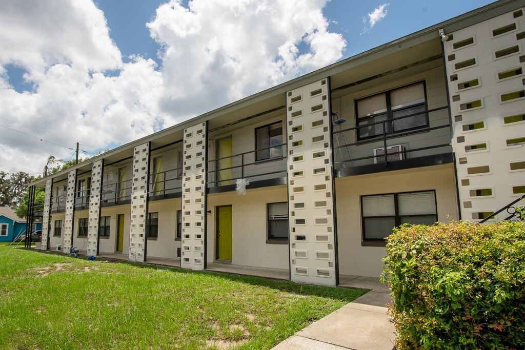 Foto principal - 1100 Delaney Ave
