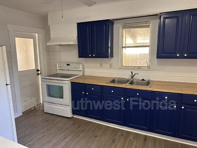Foto del edificio - 1764 Laurel St