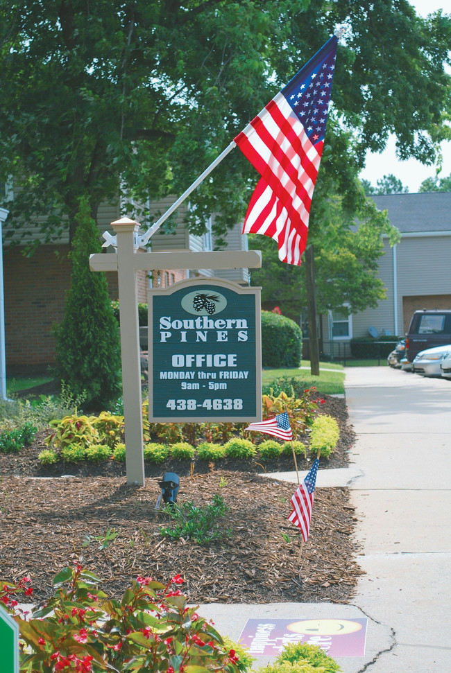 Foto del edificio - SOUTHERN PINES