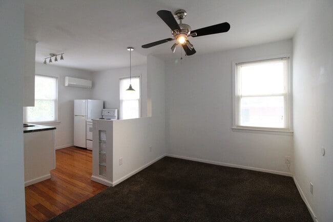 Foto del edificio - October FREE On This One Bedroom One Bath ...