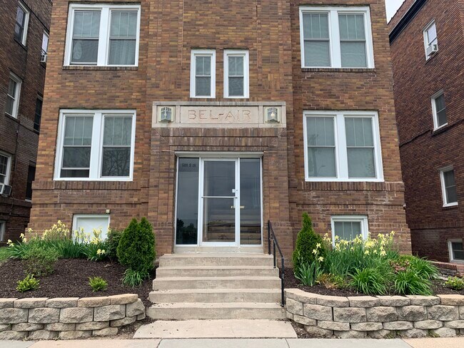 Front Entry - 509 S 18th St