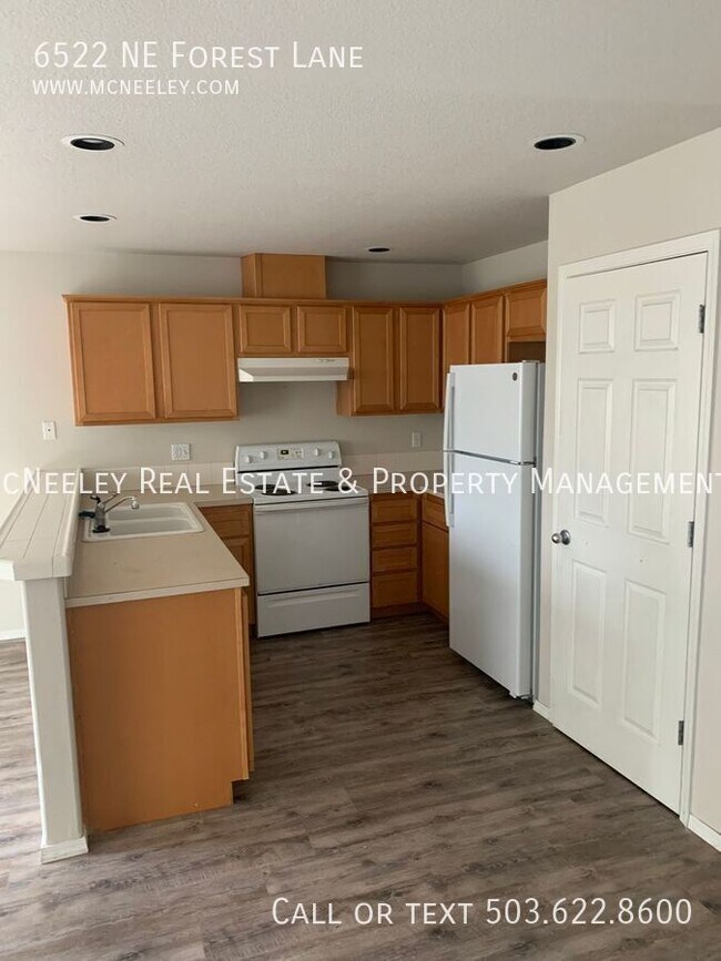 Photo - 6522 NE Forest Ln House