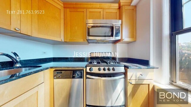 Foto del edificio - 95 Christopher St