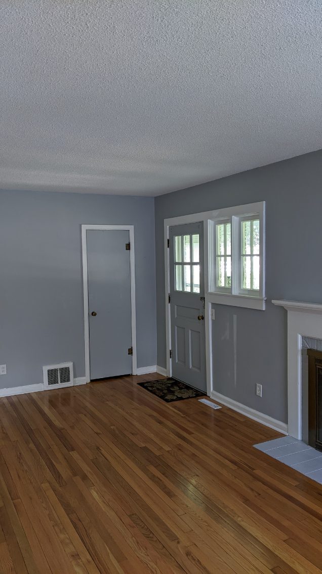 Building Photo - 578 Budlong St