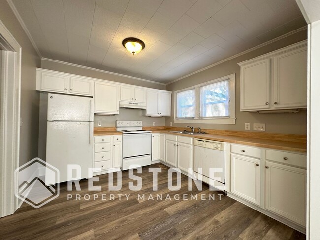 Foto del edificio - 817 Oakley St