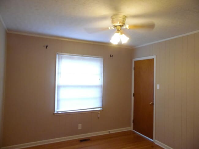 Building Photo - 662 Cardinal Ln