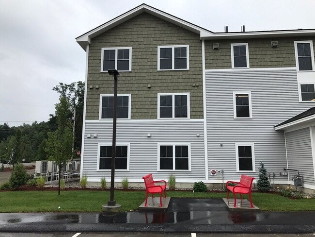 Building Photo - 52 E Ridge Dr