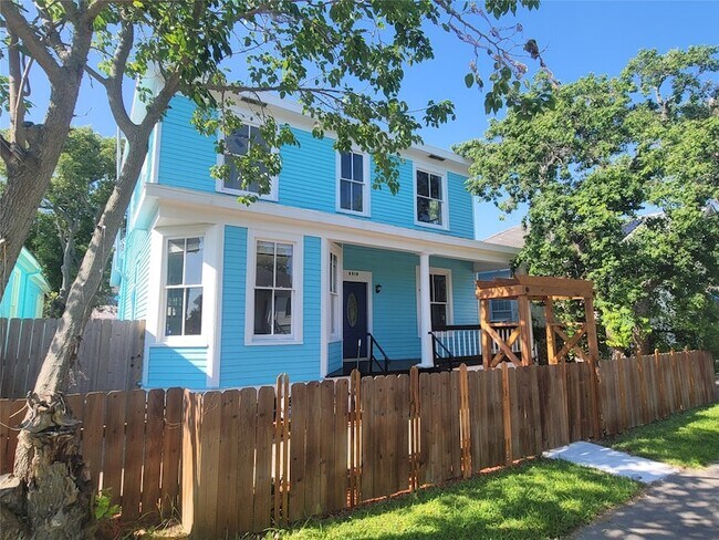 Foto del edificio - 3919 Avenue O