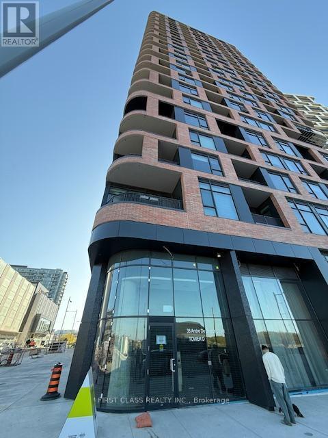 Building Photo - 38-D638 Andre de Grasse St