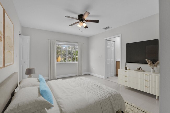 Building Photo - 6599 Old Farm Trl