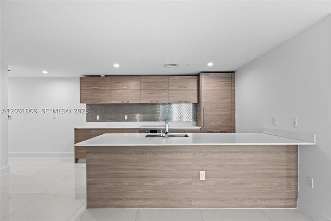 Building Photo - 1300 S Miami Ave
