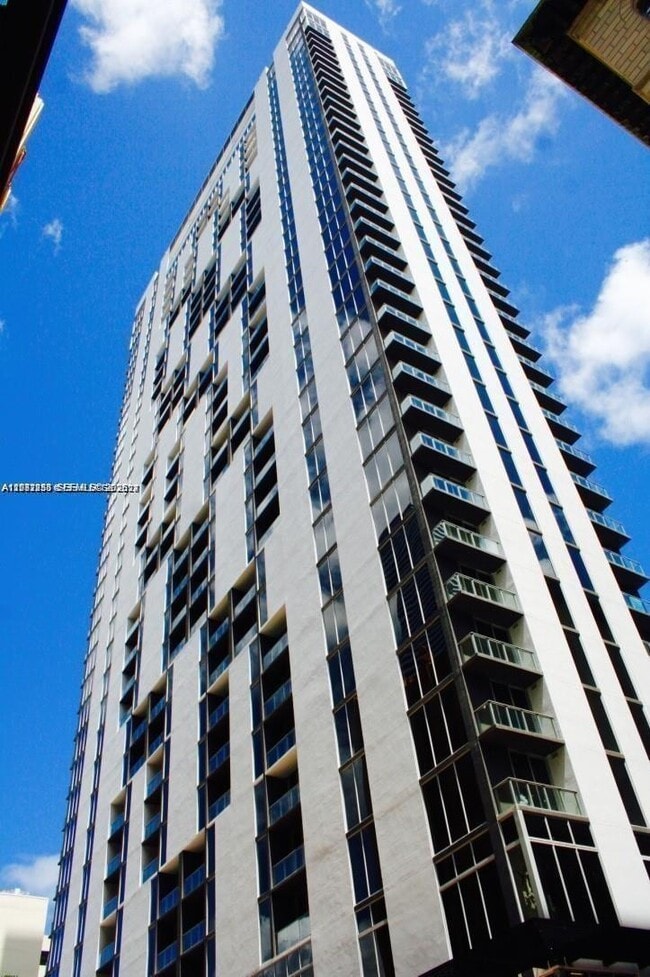 Building Photo - 151 SE 1st St