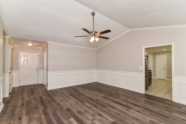 Foto del edificio - 422 Shoal Cir