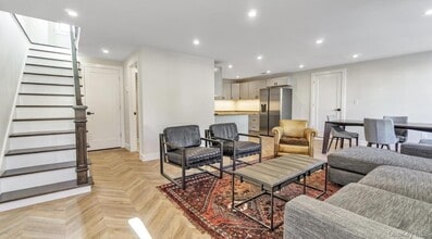 Building Photo - 67 Maple Ave