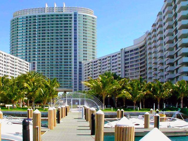 Foto del edificio - 1500 Bay Rd