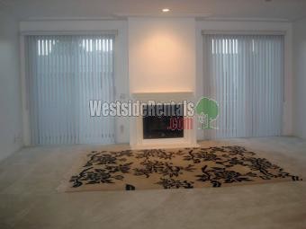 Primary Photo - 117 S Clark Dr