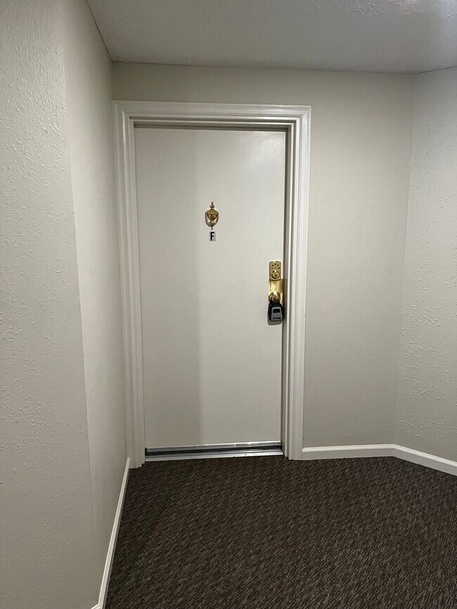 Foto del edificio - 815 Stratford Way