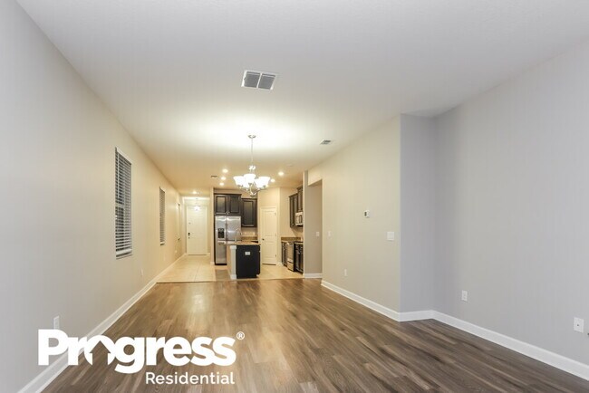 Building Photo - 9943 Ivory Dr