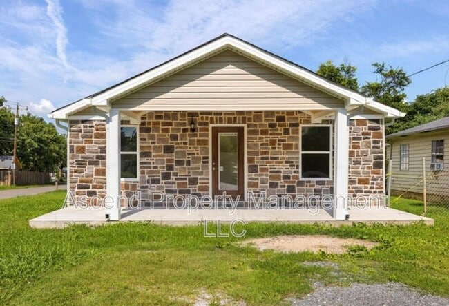 Photo - 729 Henderson Ave House