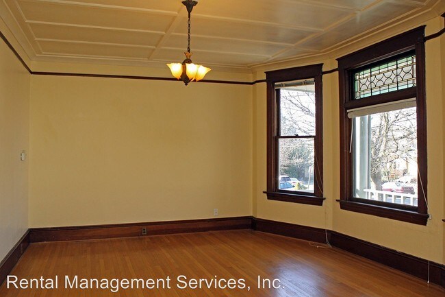 Building Photo - 2186 NE 7th Ave