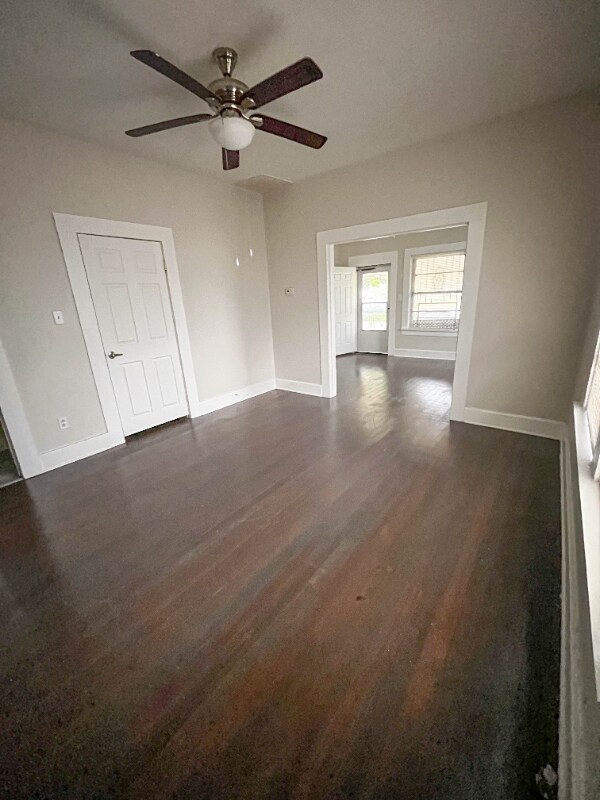 Foto del edificio - 1622 Circle Park Blvd